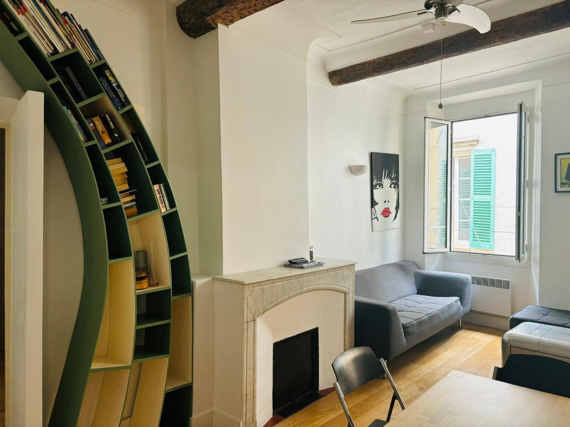 2 Bedroom Funky Apartment In The Heart Of The Old Town Of Antibes Exterior foto